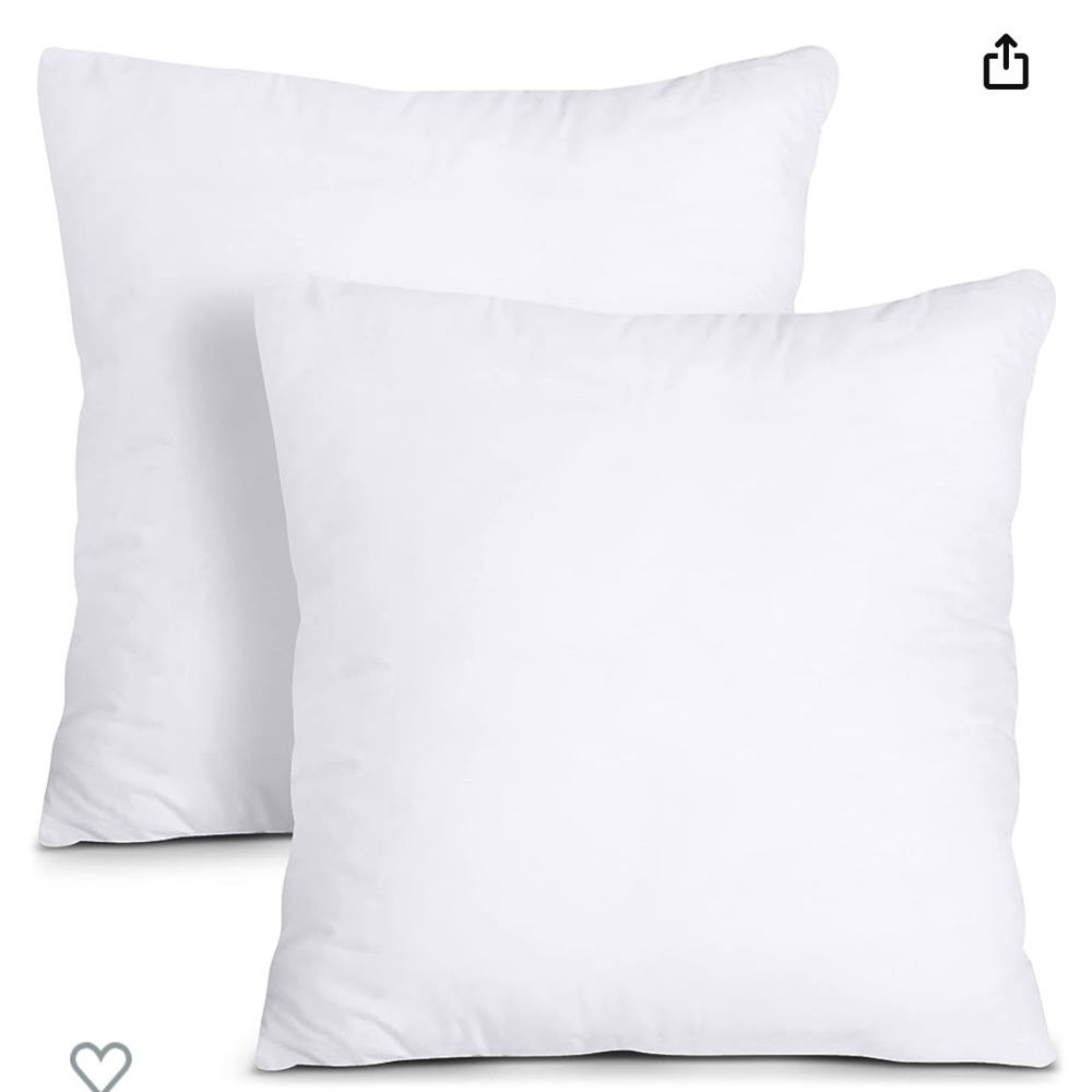 NWT 18x18 pillow insert (pack of 2)